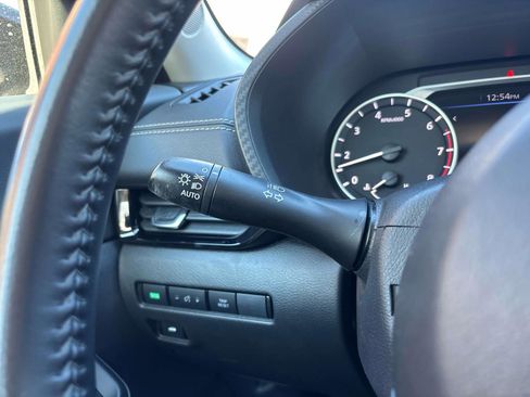 Used 2022 Nissan Sentra SV w/ Lighting Package image 23