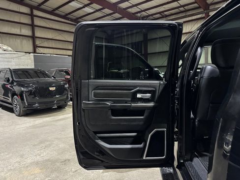 Used 2024 RAM 3500 Laramie w/ Night Edition image 15