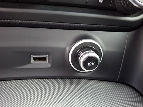 Used 2024 Alfa Romeo Stelvio Veloce image 24