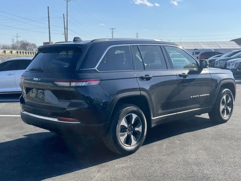 Used 2023 Jeep Grand Cherokee 4xe image 7