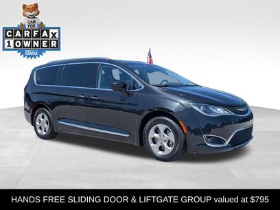 Used 2017 Chrysler Pacifica Touring-L Plus