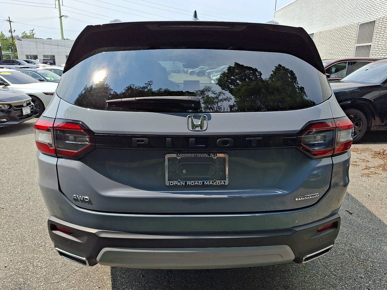 Used 2023 Honda Pilot Touring image 5