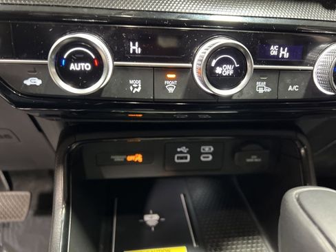 Used 2025 Honda CR-V EX-L image 30