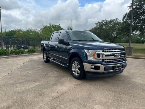 Used 2020 Ford F150 XLT w/ Equipment Group 302A Luxury image 3