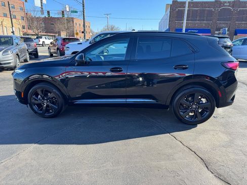 Used 2025 Buick Envision Sport Touring image 8