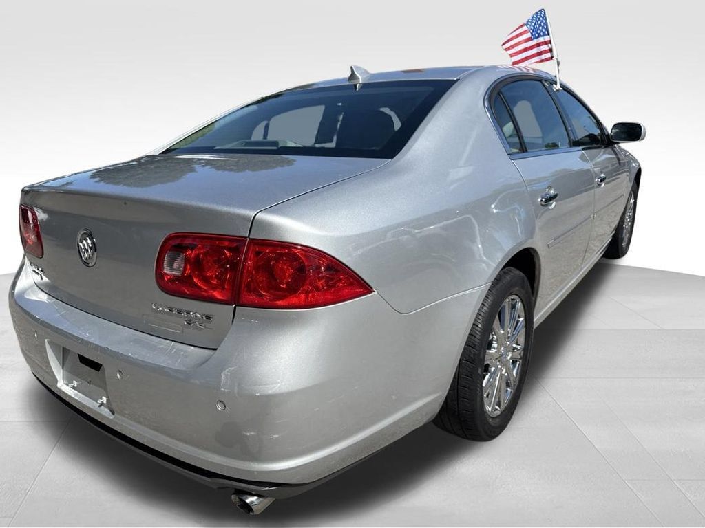 Used 2010 Buick Lucerne CXL FWD image 5