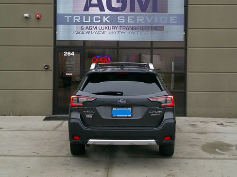 Used 2024 Subaru Outback Touring image 5