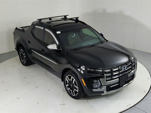 Used 2025 Hyundai Santa Cruz Limited image 13