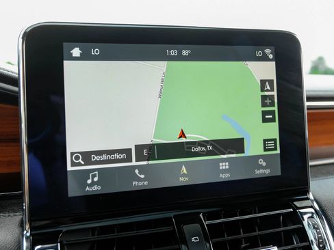Used 2018 Lincoln Navigator Select AWD/4WD image 27