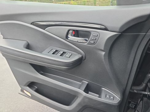 Used 2021 Honda Pilot Elite image 27