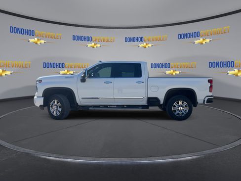 New 2026 Chevrolet Silverado 2500 High Country w/ Z71 Off-Road Package AWD/4WD image 8