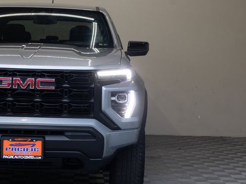 Used 2024 GMC Canyon Elevation image 5