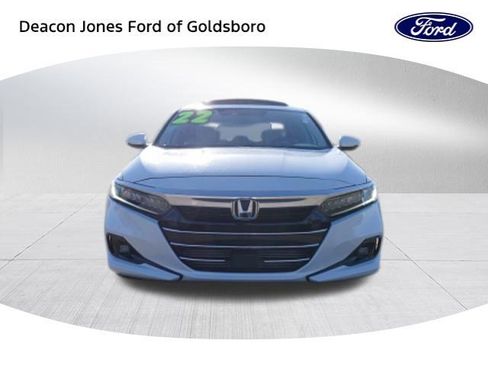 Used 2022 Honda Accord Touring image 8