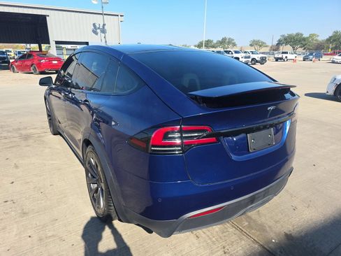 Used 2022 Tesla Model X AWD/4WD image 3
