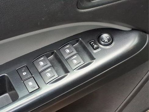 Used 2021 Chevrolet Colorado W/T w/ Custom Special Edition image 14