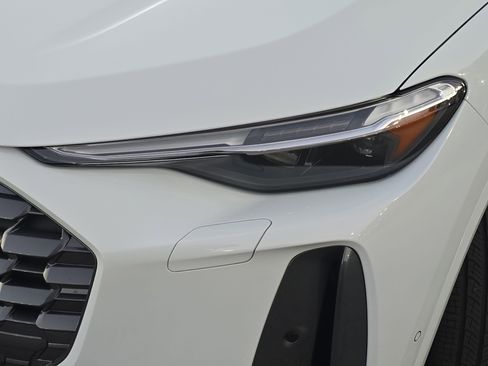 New 2025 Audi Q5 Prestige image 31