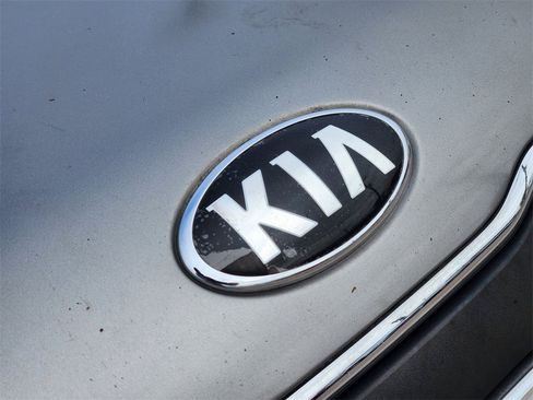 Used 2015 Kia Soul Base image 8