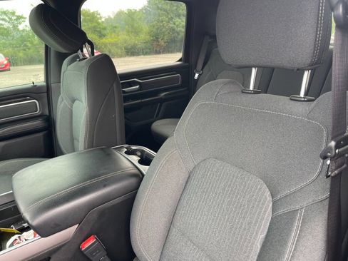 Used 2021 RAM 1500 Big Horn AWD/4WD image 6