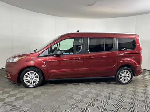 Used 2019 Ford Transit Connect XLT FWD image 2