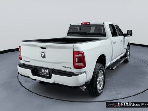 Used 2024 RAM 2500 Laramie AWD/4WD image 5