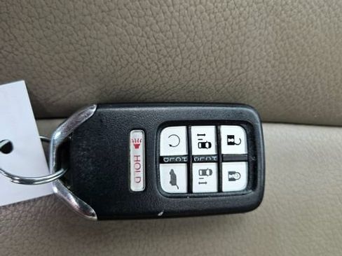 Used 2019 Honda Odyssey EX-L image 29