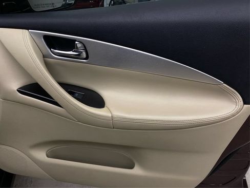 Used 2016 INFINITI QX50 2WD image 28