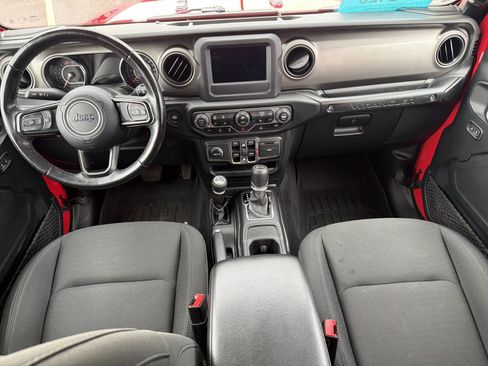 Used 2021 Jeep Wrangler Unlimited Sport AWD/4WD image 12