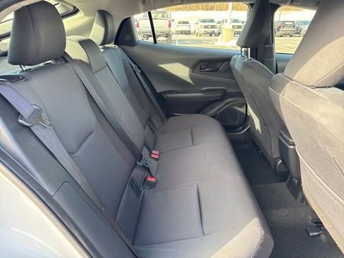 Used 2024 Toyota Prius LE image 11