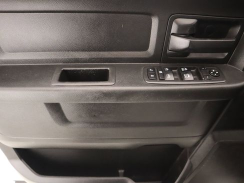 Used 2018 RAM 2500 Tradesman w/ Chrome Appearance Group image 14