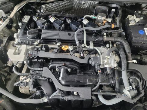 Used 2024 Toyota Corolla LE image 30