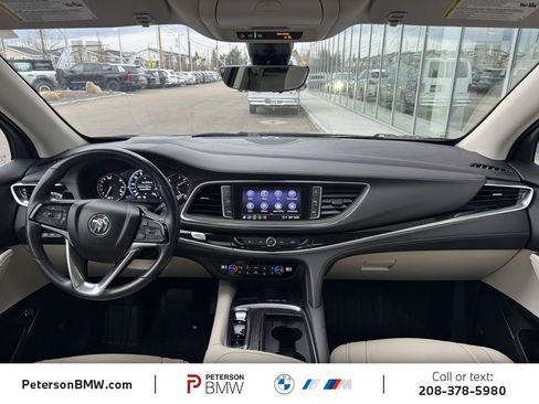 Used 2022 Buick Enclave Avenir w/ Avenir Technology Package image 2