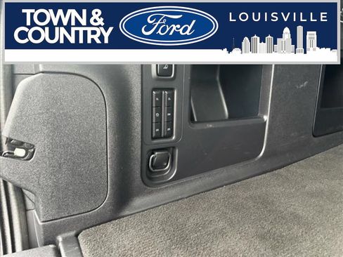 Used 2025 Ford Expedition Max Active AWD/4WD image 7