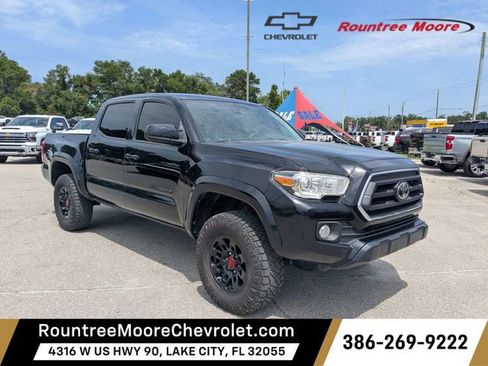 Used 2020 Toyota Tacoma SR5 AWD/4WD image 1