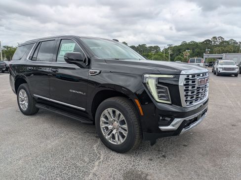 New 2026 GMC Yukon Denali AWD/4WD image 2