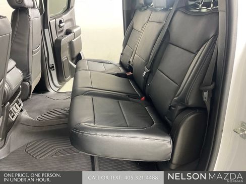 Used 2022 Chevrolet Silverado 1500 LT AWD/4WD image 27