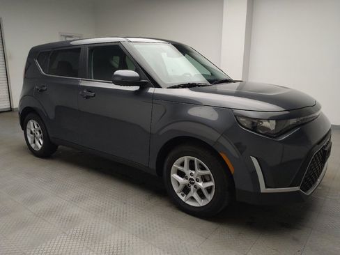 Used 2024 Kia Soul S image 11
