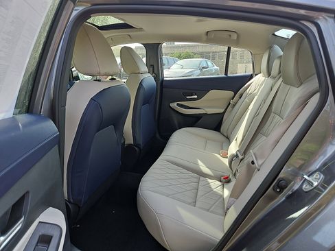 New 2026 Nissan Sentra SL FWD image 8