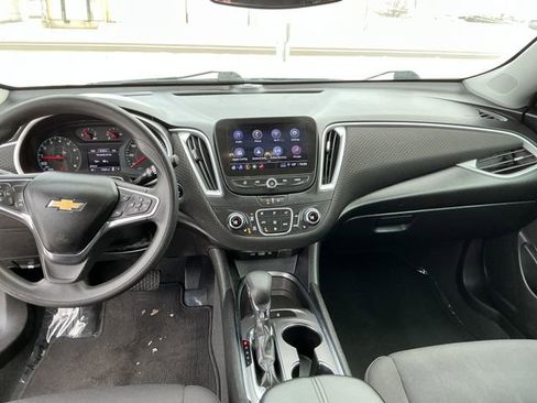 Used 2023 Chevrolet Malibu LT image 29