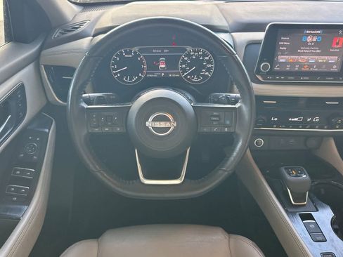 Used 2023 Nissan Rogue SL FWD image 16
