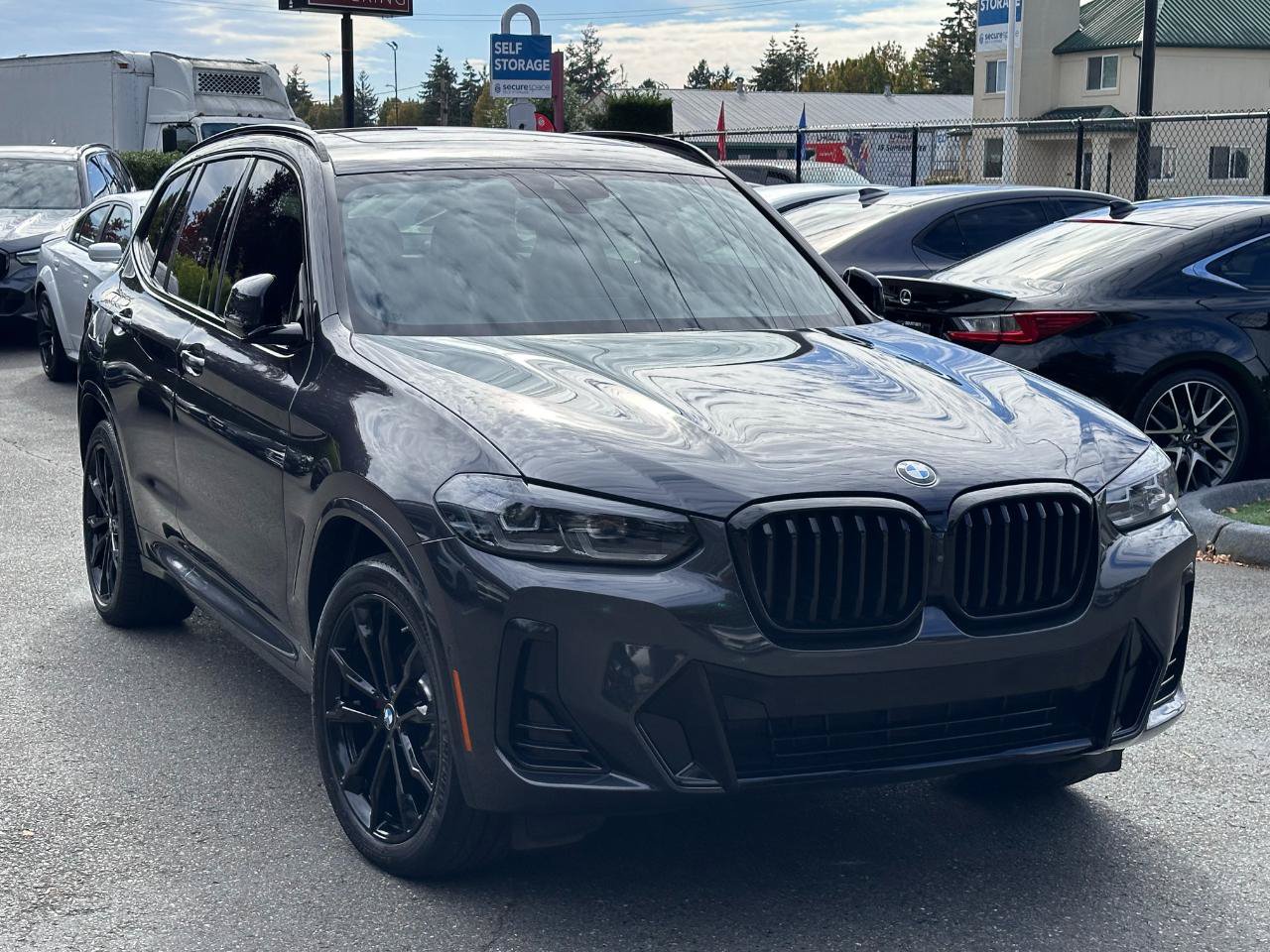 Used 2023 BMW X3 xDrive30i w/ M Sport Package AWD/4WD image 10