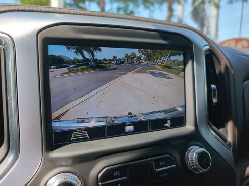 Used 2020 GMC Sierra 1500 SLT w/ SLT Premium Plus Package AWD/4WD image 25