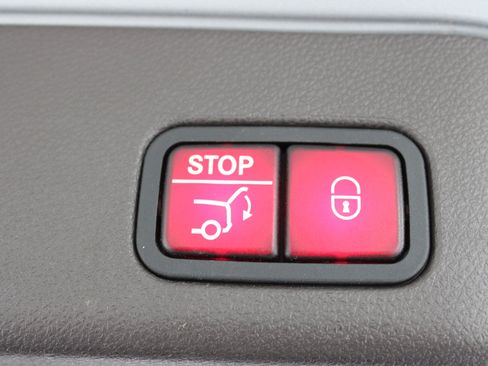 Used 2016 Mercedes-Benz GLE 350 w/ Premium Package image 70