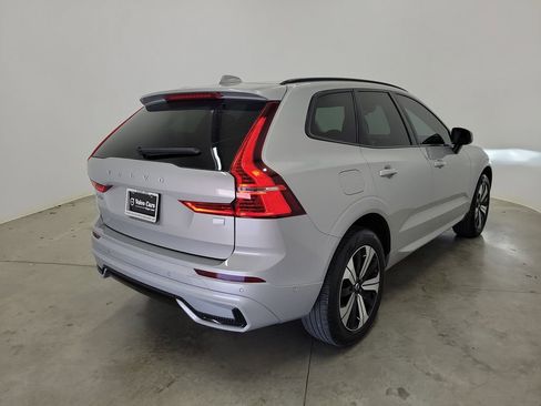 Certified 2023 Volvo XC60 T8 Plus w/ Climate Package image 5