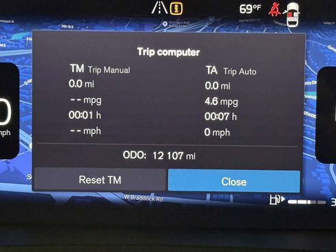 Used 2023 Volvo S60 B5 Plus w/ Climate Package FWD image 5