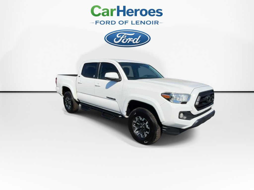 Used 2021 Toyota Tacoma SR5 RWD image 2