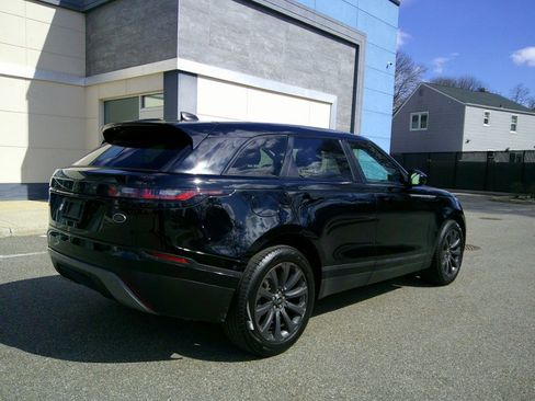 Used 2019 Land Rover Range Rover Velar image 2