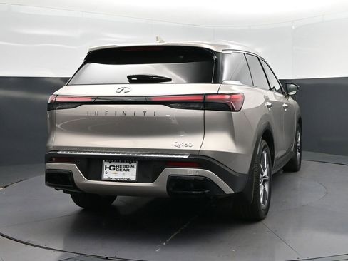 Used 2023 INFINITI QX60 Luxe w/ Cargo Package FWD image 7