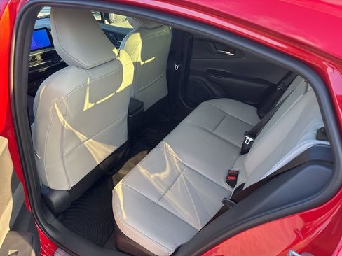 New 2026 Toyota Prius XLE image 8