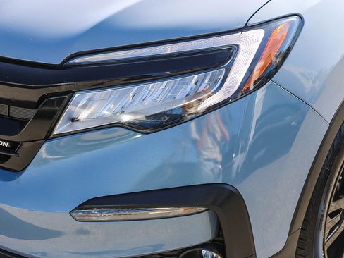 Certified 2022 Honda Pilot Black Edition image 5