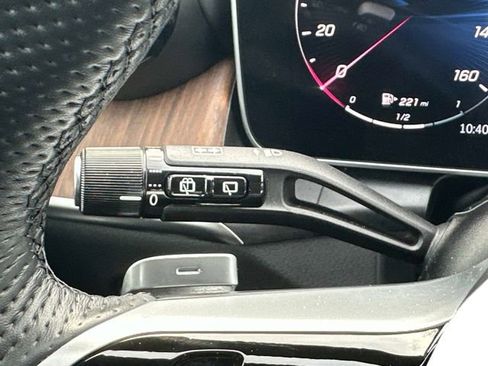 Certified 2025 Mercedes-Benz GLC 300 4MATIC image 24